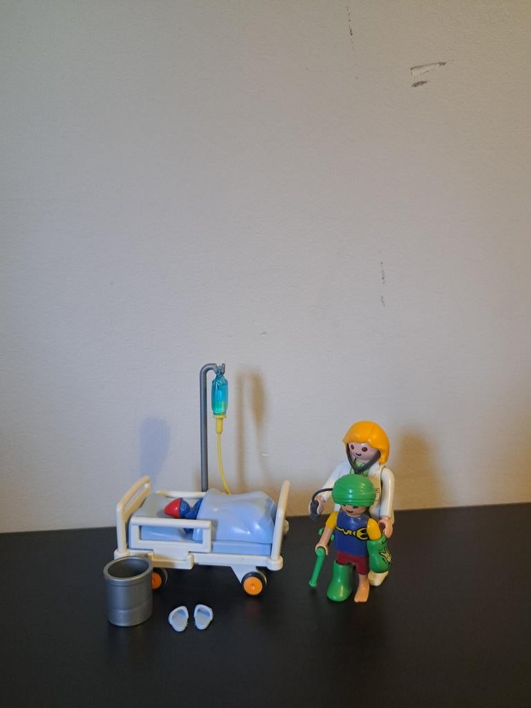 Playmobil Kamer met Arts - 6661, Ophalen of Verzenden, Zo goed als nieuw, Complete set