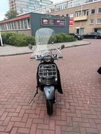 Vespa primavera 2021, Fietsen en Brommers, Scooters | Vespa, Ophalen of Verzenden, Zo goed als nieuw, Overige modellen