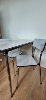Vintage Formica tafel en 2 stoelen, Huis en Inrichting, Ophalen, Gebruikt, 50 tot 100 cm, 50 tot 100 cm