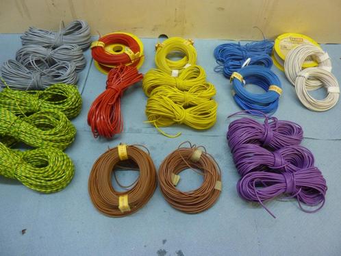 ELECTRICHE TIJD  8 VERSCHILLENDE KLEUREN  DRADEN, Hobby en Vrije tijd, Modeltreinen | H0, Zo goed als nieuw, Transformator of Voeding