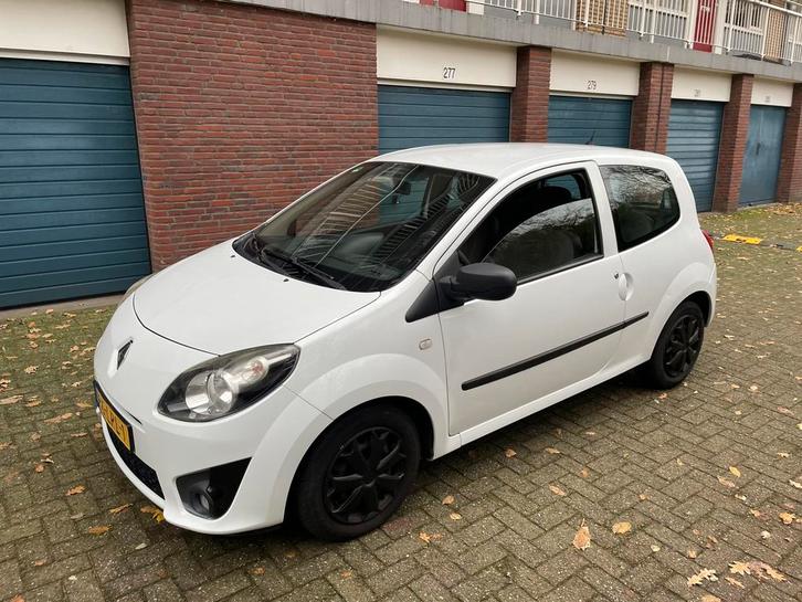 Renault Twingo 1.2i 16V Authentique incl. NAP, Auto's, Renault, Particulier, Twingo, ABS, Airbags, Bluetooth, Centrale vergrendeling