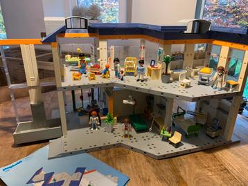 Playmobil Ziekenhuis, Ambulance en Helikopter beschikbaar voor biedingen