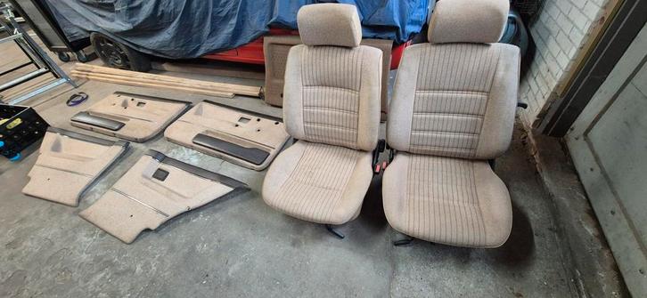 Bruin VW Golf 2 Interieur Set, Auto-onderdelen, Interieur en Bekleding, Volkswagen, Gebruikt, Ophalen