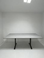 Partij kantine/vergaderbureaus 200x100 €135,- ex