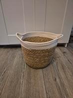 Mandje nieuw, Huis en Inrichting, Woonaccessoires | Schalen en Manden, Ophalen of Verzenden, Zo goed als nieuw, Rond, Riet
