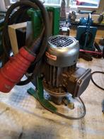 Pomp om olieproducten over te pompen, Ophalen of Verzenden, Gebruikt