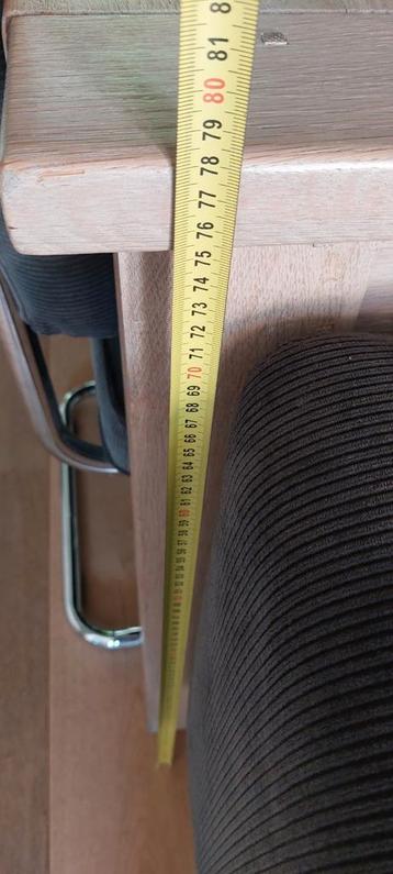 Tafel van Goossens wonen 110 cm bij 240 cm beschikbaar voor biedingen