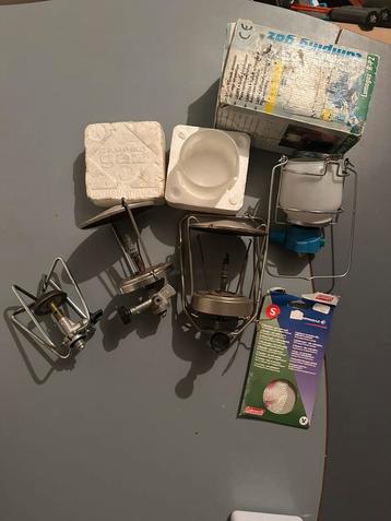 Campingaz 3 gaslampen met 3 “sokjes” voor de echte kampeerde beschikbaar voor biedingen