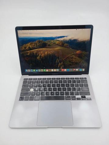 MacBook Air (13", 2020, M1 Series) QWERTY Nederlands beschikbaar voor biedingen