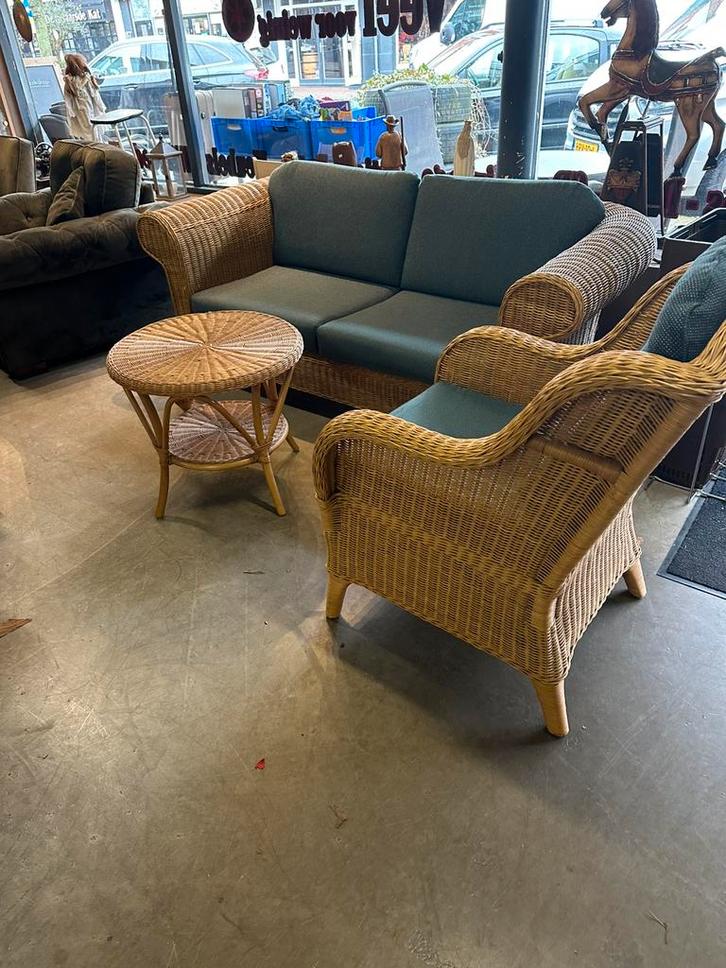 Leuk rotan setje €150, Huis en Inrichting, Banken | Voetenbanken en Poefen, Zo goed als nieuw, Rond, Ophalen of Verzenden