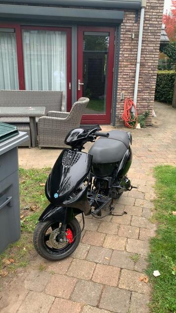 Piaggio Zip 2t beschikbaar voor biedingen