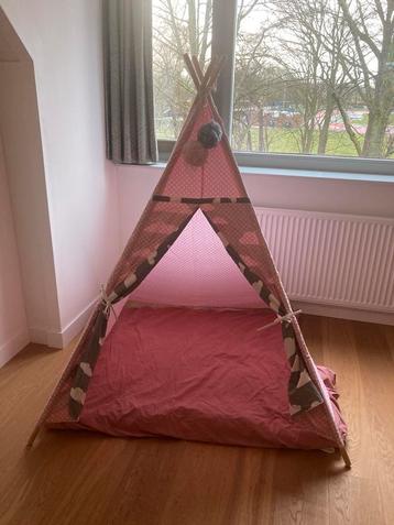 Tipi tent