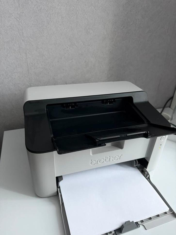 Brother HL 11 Laserprinter zwart wit, Computers en Software, Printers, Zo goed als nieuw, Printer, Laserprinter, Zwart-en-wit printen