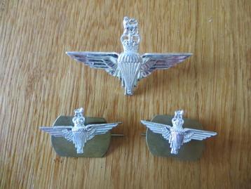 3 x Parachute regiment emblemen beschikbaar voor biedingen
