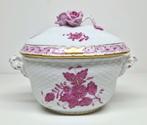 Herend dekselpot Apponyi raspberry decor, Hongarije 20e eeuw, Ophalen of Verzenden