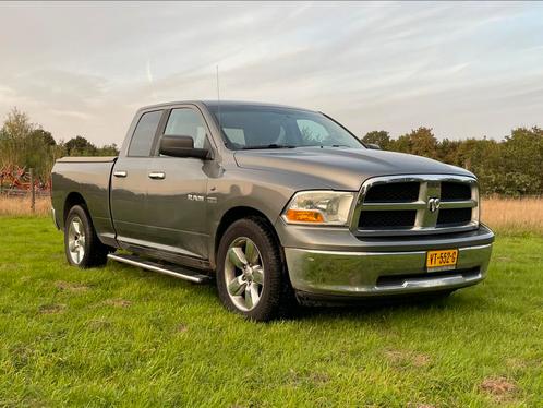 Dodge RAM 1500 V8 Hemi 5.7 Grijs kenteken bijna Youngtimer!, Auto's, Bestelauto's, Particulier, ABS, Airbags, Airconditioning