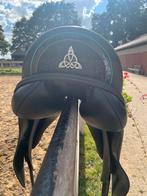 18 inch Dressuur zadel Loxley Bliss off london, Dieren en Toebehoren, Paarden en Pony's | Zadels, Ophalen of Verzenden, Zo goed als nieuw