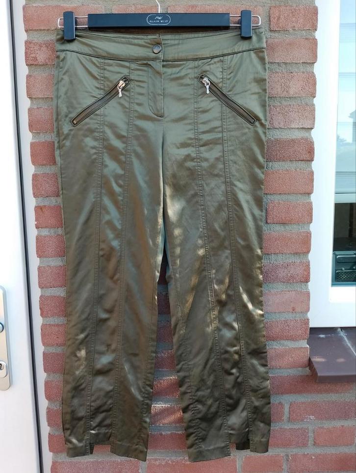 Super mooi olijfgroen broek van Cambio, 38 mooi bewerkt, Kleding | Dames, Broeken en Pantalons, Zo goed als nieuw, Maat 38/40 (M)