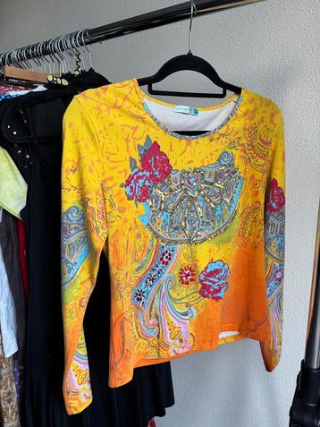 Vintage Y2K retro kleurrijke paisley print longsleeve top beschikbaar voor biedingen