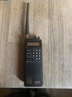 Uniden Bearcat Scanner - 30 Kanalen, 8 Banden en oplader, Ophalen of Verzenden, Gebruikt, Minder dan 30 kanalen, Draagbaar
