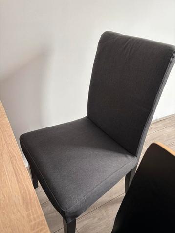 Ikea stoel bergmund grijs (2 stuks) beschikbaar voor biedingen