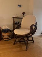 Vintage bamboe stoel met zachte bekleding, Gebruikt, Bruin, Riet of Rotan, Ophalen of Verzenden
