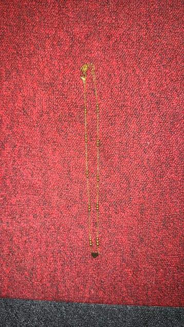 Goud ketting beschikbaar voor biedingen