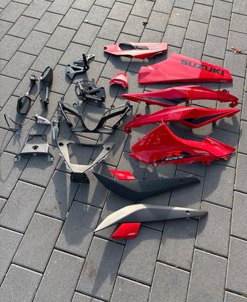 Suzuki GSXR GSX-R 1000 L7 L8 t/m M4 Onderdelen  beschikbaar voor biedingen