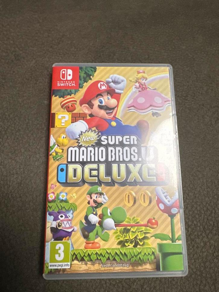 New Super Mario Bros. U Deluxe - Nintendo Switch, Spelcomputers en Games, Games | Nintendo Switch, Zo goed als nieuw, Platform