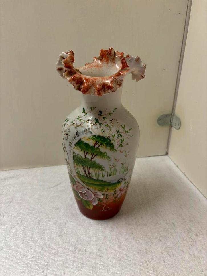 Opaline vaas, Antiek en Kunst, Antiek | Vazen, Ophalen
