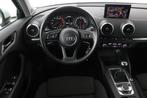 Audi A3 1.0 TFSI S-Line | Navigatie | Sportstoelen | Trekhaa, Auto's, Audi, Te koop, Geïmporteerd, 5 stoelen, 1155 kg