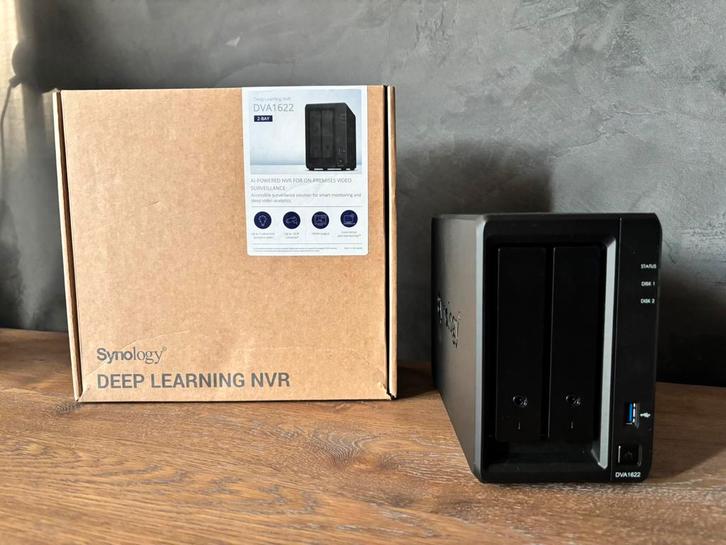 NIEUWSTAAT - Synology DVA1622, Computers en Software, Harde schijven, Zo goed als nieuw, Desktop, NAS, Ophalen of Verzenden