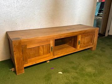 Teak TV Meubel beschikbaar voor biedingen