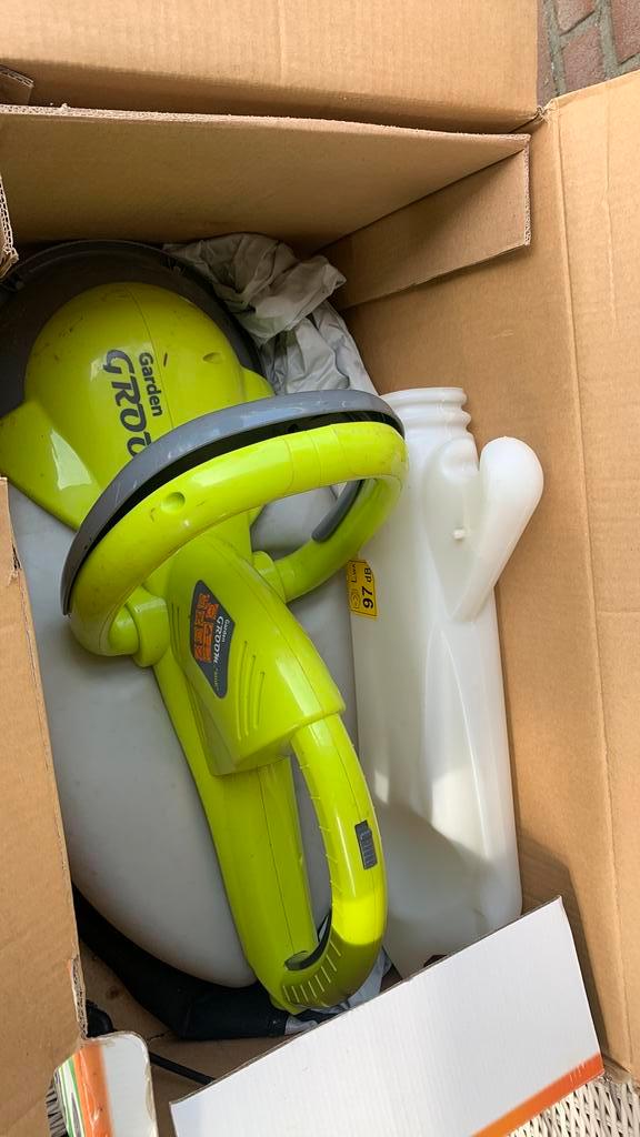 Heggenschaar garden groom, Tuin en Terras, Heggenscharen, Zo goed als nieuw, Elektrisch, Ophalen of Verzenden