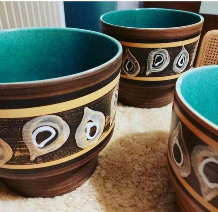 Vintage bloempot, Tuin en Terras, Bloempotten, Zo goed als nieuw, Aardewerk, Minder dan 40 cm, Minder dan 25 cm, Rond, Ophalen of Verzenden