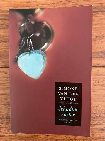 Simone van der Vlugt - Schaduwzuster beschikbaar voor biedingen