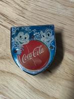 Efteling pin Winter 2003 Coca-Cola met lichtjes, Verzamelen, Efteling, Ophalen of Verzenden, Nieuw, Button of Speldje