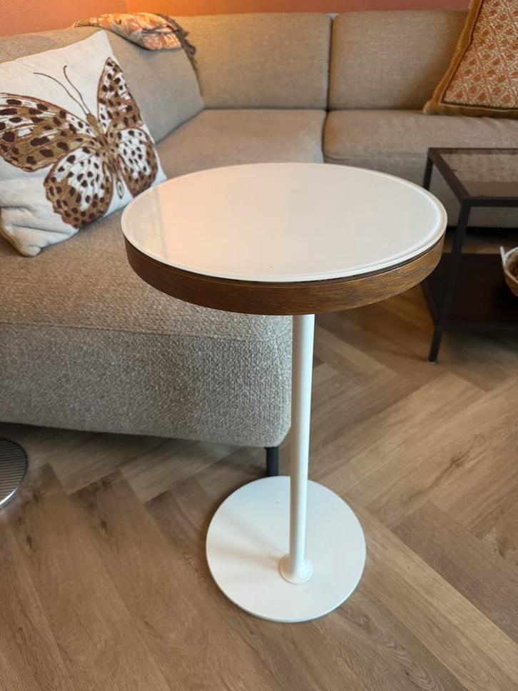 IKEA Bijzettafel Glas, Hout & Staal, Huis en Inrichting, Tafels | Bijzettafels, Gebruikt, Rond, 45 tot 60 cm, Minder dan 55 cm