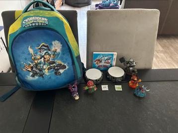 Skylanders spellen + poppetjes en tas beschikbaar voor biedingen