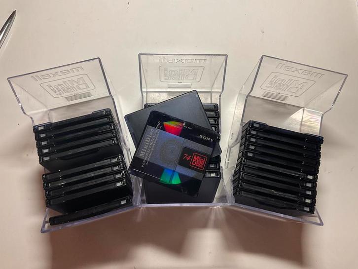 Minidisc’s 3 bakjes met 30x SONY PREMIUM BLAUW (leeg )74 min, Audio, Tv en Foto, Walkmans, Discmans en Minidiscspelers, Ophalen of Verzenden