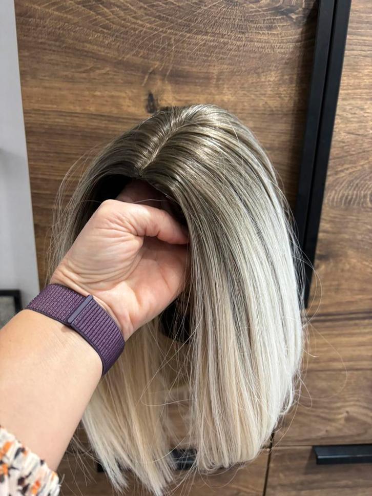 Lace wig bob, Sieraden, Tassen en Uiterlijk, Uiterlijk | Haarverzorging, Zo goed als nieuw, Pruik of Haarverlenging, Ophalen of Verzenden