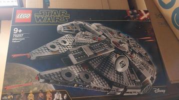 LEGO Star Wars Millennium Falcon 75257 - Nieuw! beschikbaar voor biedingen