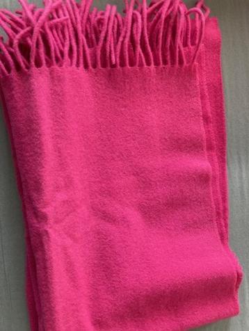 6 dameswinterdassen, verschillende kleuren en groottes beschikbaar voor biedingen