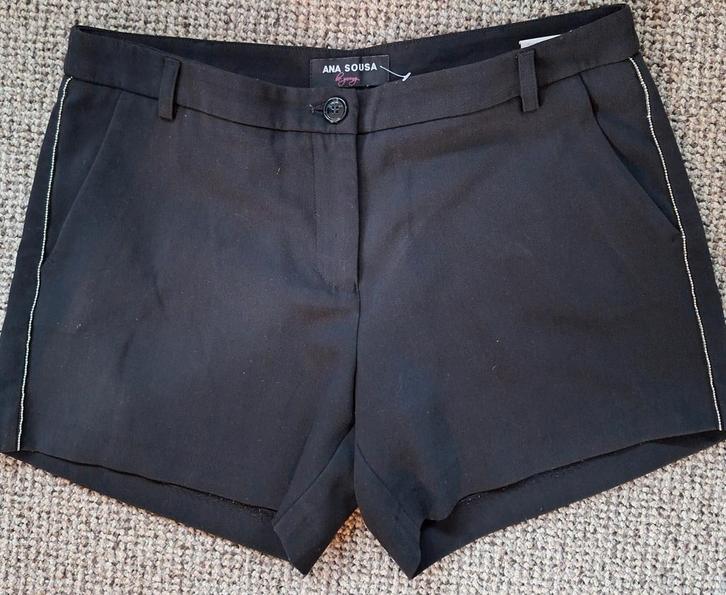 Zwarte Ana Sousa Short Maat 36, Kleding | Dames, Broeken en Pantalons, Zo goed als nieuw, Maat 36 (S), Zwart, Kort, Ophalen of Verzenden