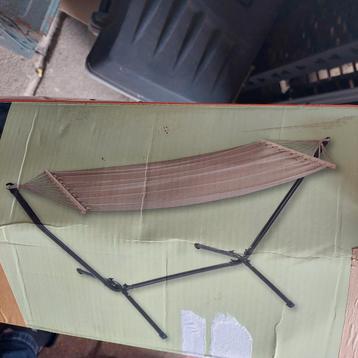 Hangmat met Standaard - Relaxen in Stijl! beschikbaar voor biedingen