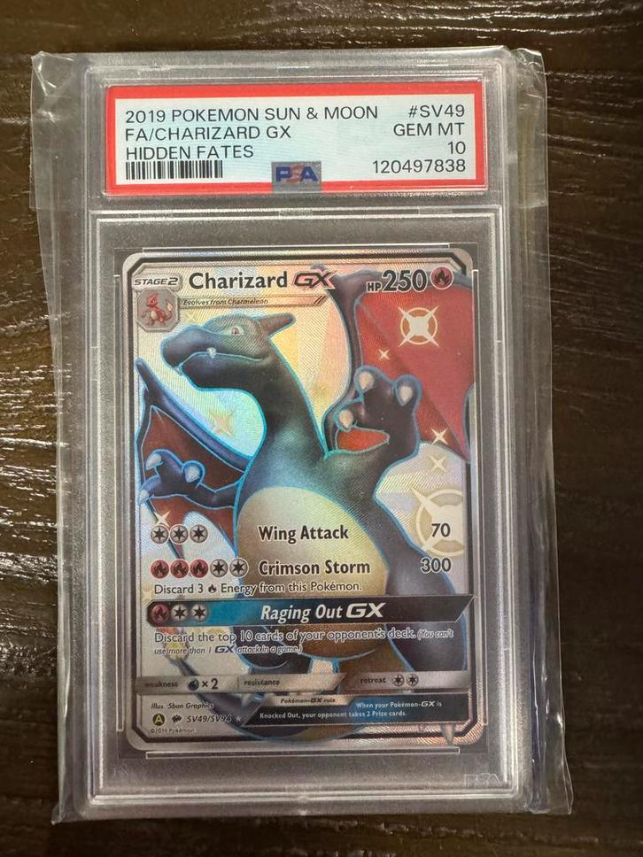 PSA 10 Charizard GX Hidden Fates, Hobby en Vrije tijd, Verzamelkaartspellen | Pokémon, Nieuw, Losse kaart, Foil, Ophalen