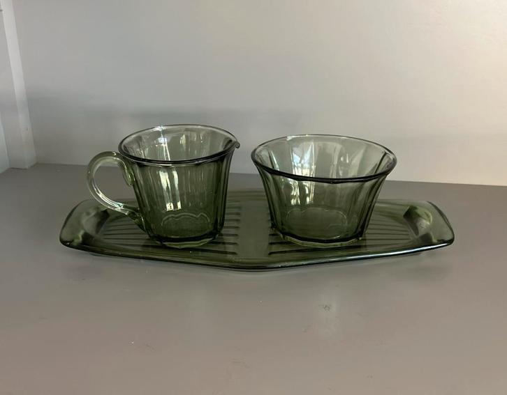 ROOMSTEL NEERLANDIA VAN ANDRIES COPIER VOOR LEERDAM 1939, Antiek en Kunst, Antiek | Servies los, Ophalen of Verzenden