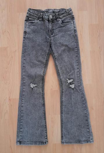 Grijze flared jeans C&A maat 134 beschikbaar voor biedingen