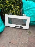 Bovenraam met dubbelglas, Doe-het-zelf en Verbouw, Glas en Ramen, Ophalen