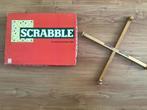 Scrabble met houten letters compleet en houten draaitafel, Hobby en Vrije tijd, Gezelschapsspellen | Bordspellen, Een of twee spelers